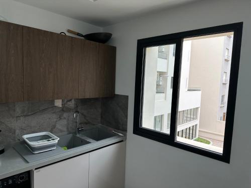 Φωτογραφία από το άλμπουμ του Luxury two bedrooms apartment jardin carthage στην Τύνιδα