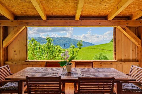 Holiday Homes Pr Pelaku with Outdoor Sauna