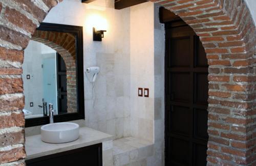 Gallery image of Hotel Hacienda Vista Hermosa in Tequesquitengo