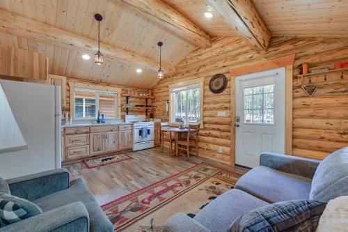 Gallery image of Soldotna Fishermans Cabin about 6 Mi to Kenai River in Soldotna