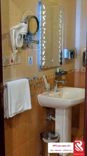Vannituba majutusasutuses Al Andalus Tolen Hotel