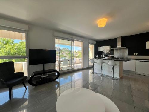 Photo de la galerie de l'établissement Grand T3 neuf proche port/centre ville, à La Ciotat