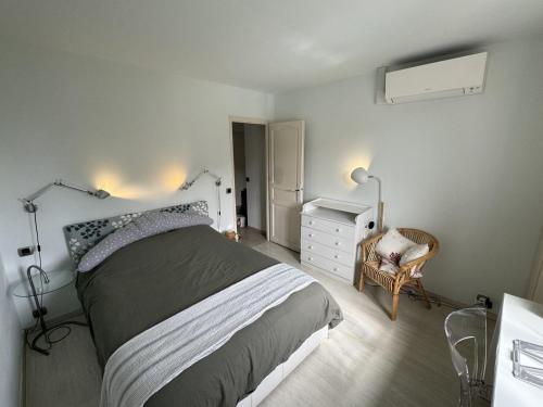 Superb apartment in provenzal residence with pool
