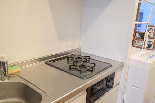 self-check in-5mins walk from shinokubo station free wifi