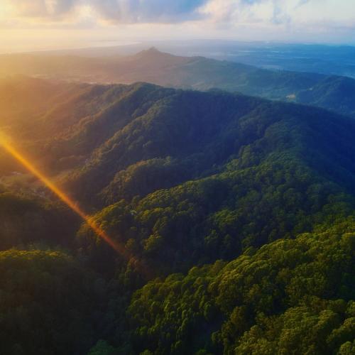 Un paisaje natural cerca del camping