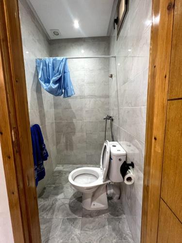 Ένα μπάνιο στο immo elkhair