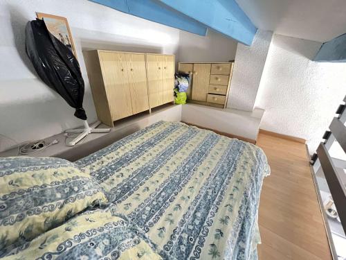 Studio avec cabine + mezzanine pour 4 pers, loggia, proche plage, parking privé