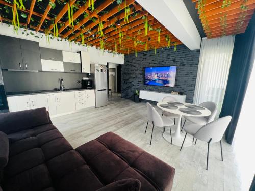 The Garden Apartment