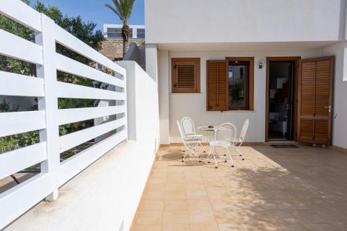 Un balcón o terraza de La Casetta di Leo - Favignana