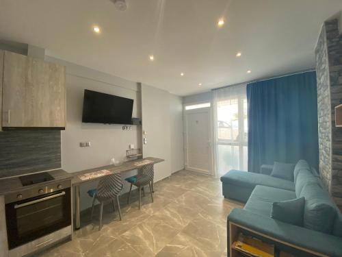 Thalassa Apartment