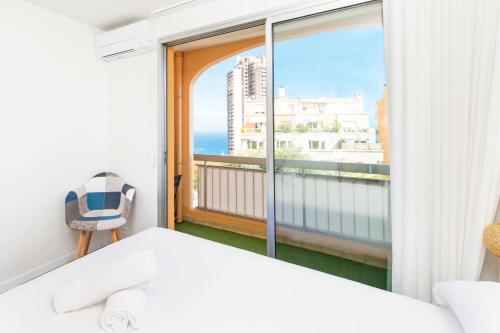 Postel nebo postele na pokoji v ubytování Monaco à pied - Spacieux appartement - Balcon - CA