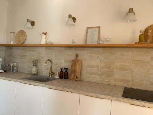 Kuchyň nebo kuchyňský kout v ubytování Seaside Apartment Split