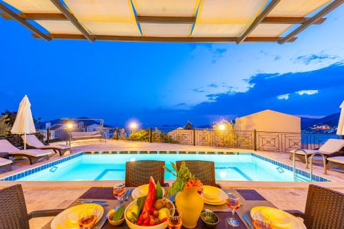Πισίνα στο ή κοντά στο Villa Meltem
