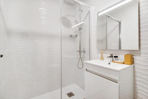 Cosy 1BR tejo view w AC | By Airnest