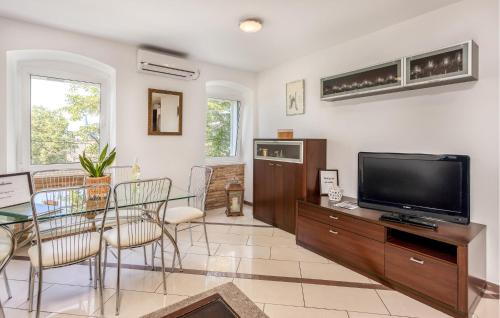 Beautiful Apartment In Rijeka With Wifi