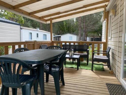 MOBIL HOME n 1 TOUT CONFORT ST CYPRIEN 66