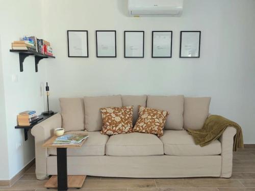 Apartment Victoria - 2 bed apartment with balcony and parking