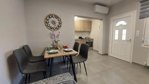 Η κουζίνα ή μικρή κουζίνα στο Modern House