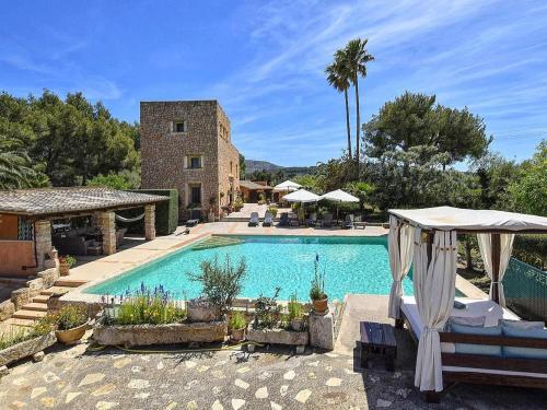 Finca in Alcudia with Pool near Playa MorerVermell