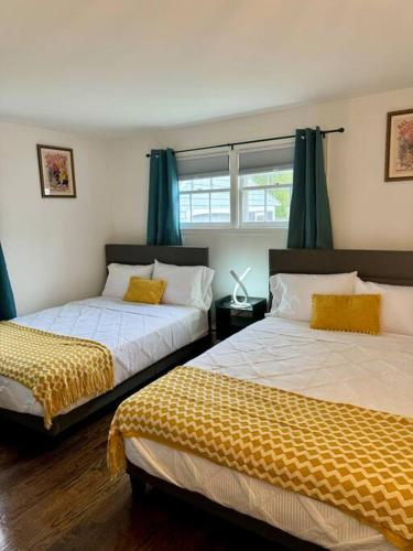 Gallery image of Lovely remodeled single family ! in Worcester