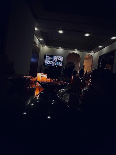 TV a/nebo společenská místnost v ubytování Palais d'or