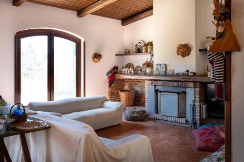 Posezení v ubytování Villa con Jacuzzi sull Etna