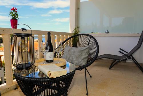 Juric 32 - Boutique Apartmentsにあるバルコニーまたはテラス