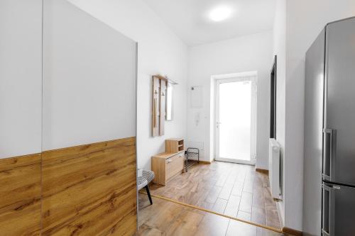 Η κουζίνα ή μικρή κουζίνα στο Skackavá - beautiful new apartment in direct centrum, 24h self check-in