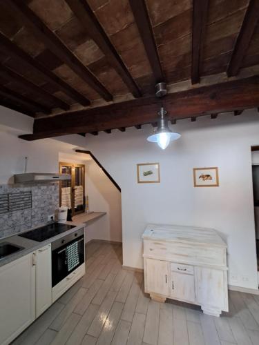 Ett kök eller pentry på La casa di Dino Pari,Civitella Paganico Petriolo