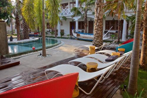 Bazén v ubytování OK Divers Resort & Spa nebo v jeho okolí