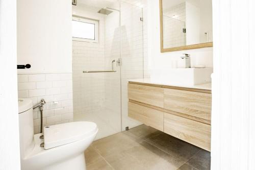 Un baño de Playa Venao Condo Apartment A32 at BlueVenao