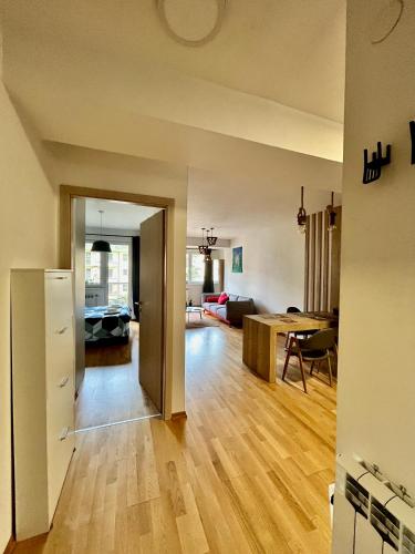 Un lugar para sentarse en The Home Away from Home
