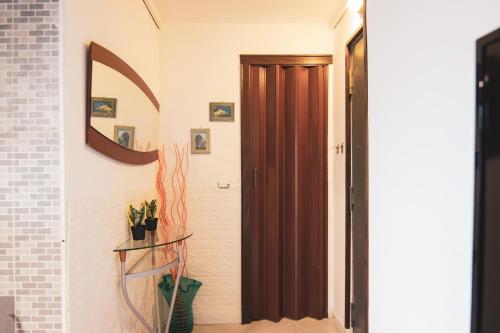 Metropolitan Station Room Lift