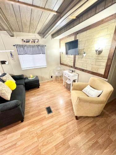 Televiisor ja/või meelelahutuskeskus majutusasutuses San Angelo Haven-Mins to DTown Bandera