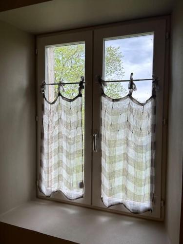 Gambar di galeri bagi Gîte Sous le Charme di Guyans-Durnes