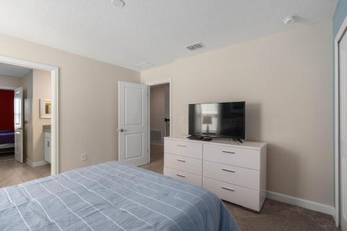 8 Bedroom Home inside the best resort in Orlando! photo 50