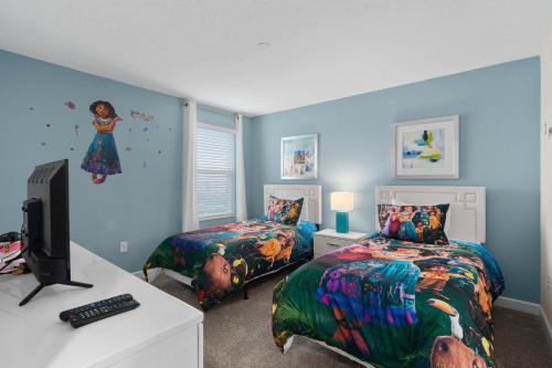 8 Bedroom Home inside the best resort in Orlando! photo 40