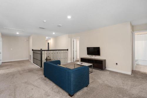 8 Bedroom Home inside the best resort in Orlando! photo 37
