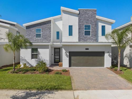 8 Bedroom Home inside the best resort in Orlando! photo 57
