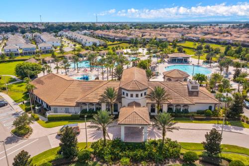 8 Bedroom Home inside the best resort in Orlando! photo 58