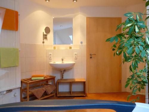 Ett badrum på Wetekams Ferienwohnung 4