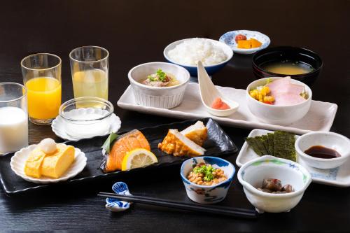 Jídlo v hotelu nebo okolí