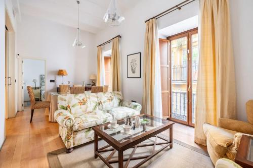 One&lux Sierpes, Bright & Classy Central Apartment