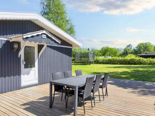 Fotografie z fotogalerie ubytování 6 person holiday home in Roslev-By Traum v destinaci Roslev