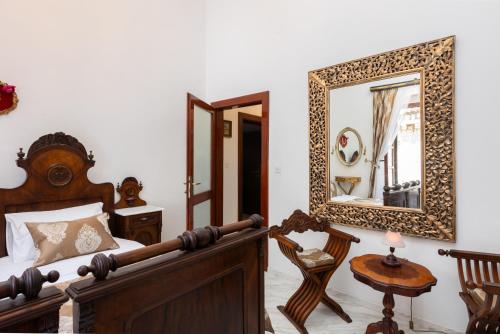 Baroque Room