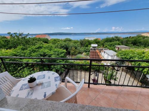 BOZENA Apartments with balcony and sea view