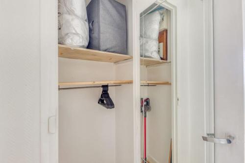 Photo de la galerie de l'établissement Studio lumineux -15 min de Paris, à La Garenne-Colombes