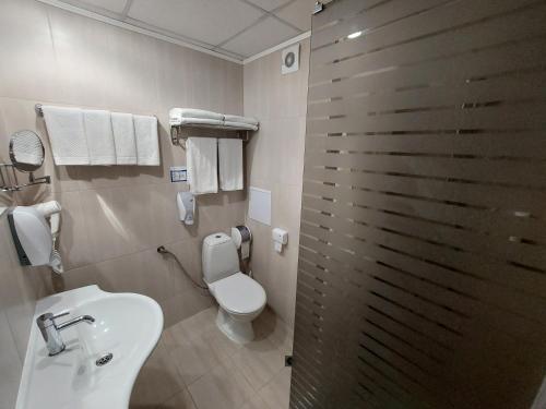 Ванная комната в Mariner's Hotel