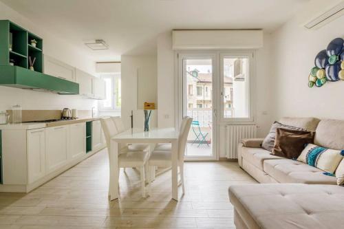 Brand new 3 bedrooms apartment in Navigli area