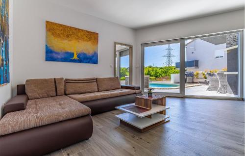 Beautiful Home In Pula